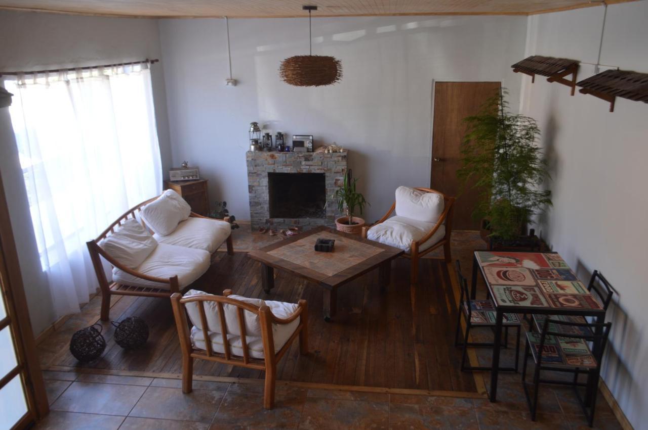 Hostal Y Cabanas Vientos Del Sur Пуэрто-Инхеньеро-Ибаньес Экстерьер фото