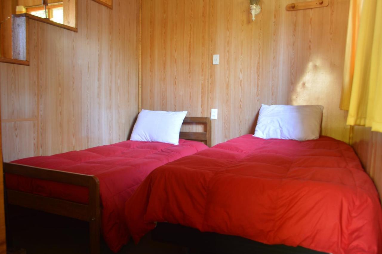 Hostal Y Cabanas Vientos Del Sur Пуэрто-Инхеньеро-Ибаньес Экстерьер фото